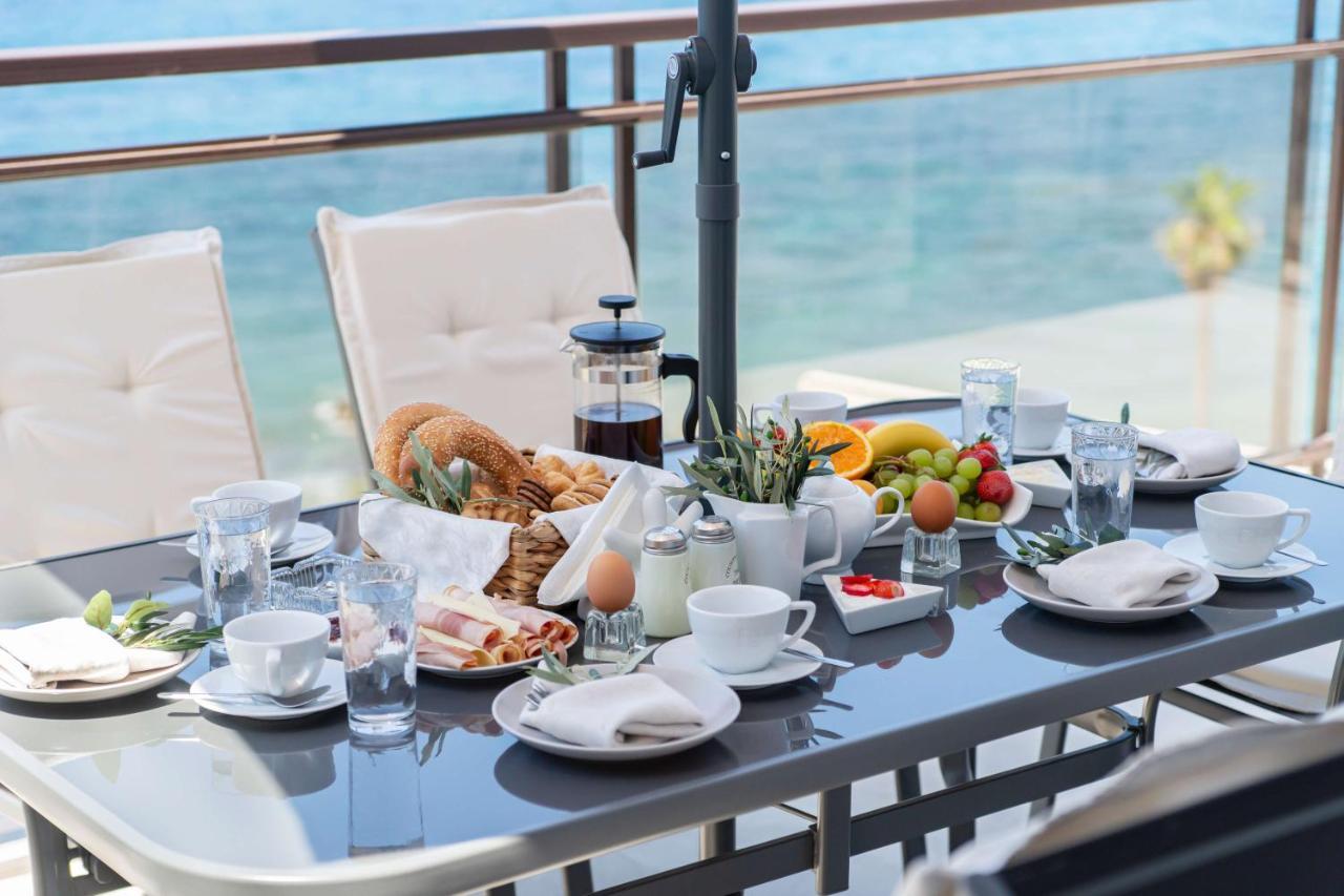 Blue Dreams - Spectacular Sea View Apartment In Атина Екстериор снимка