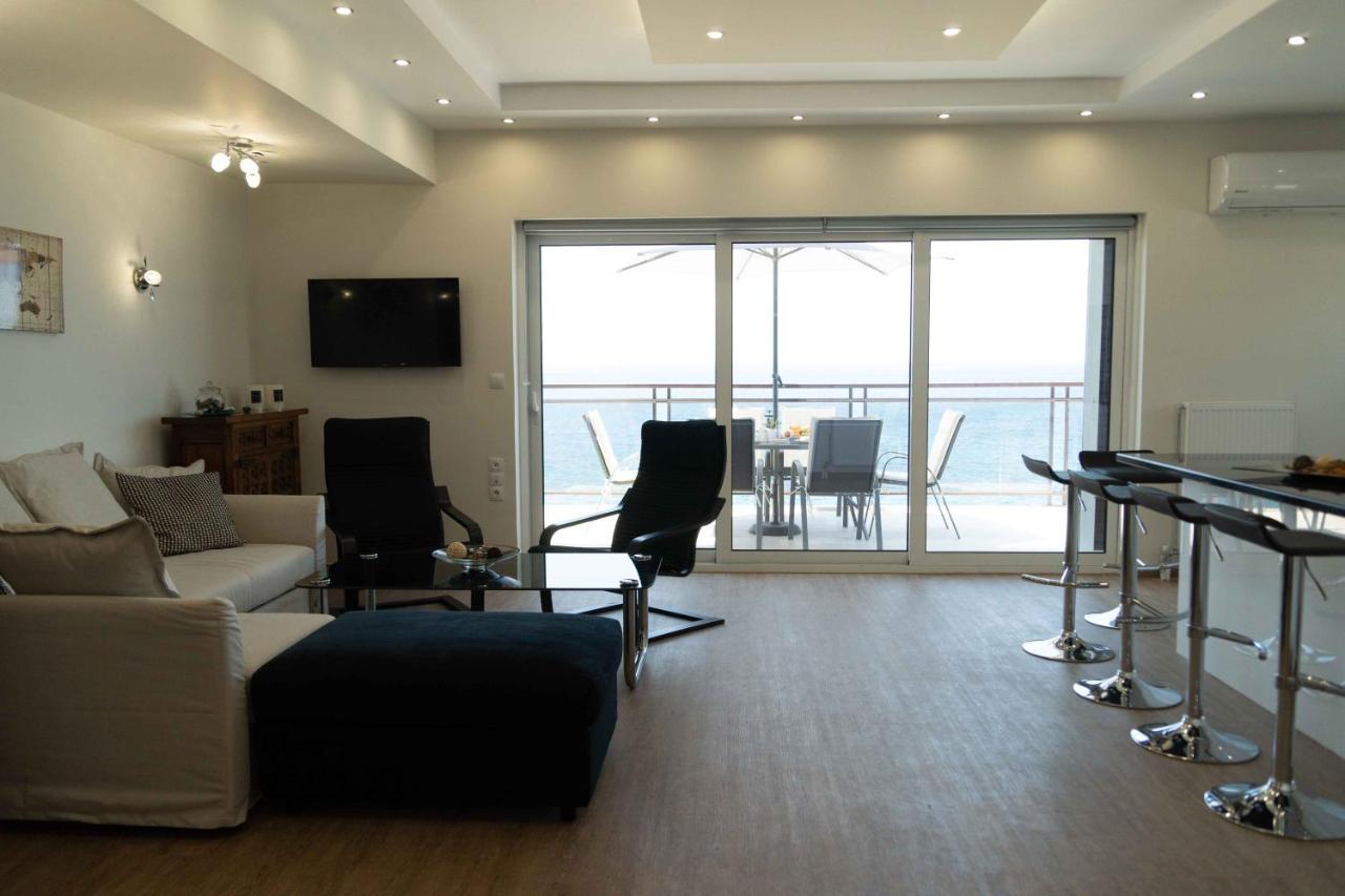 Blue Dreams - Spectacular Sea View Apartment In Атина Екстериор снимка